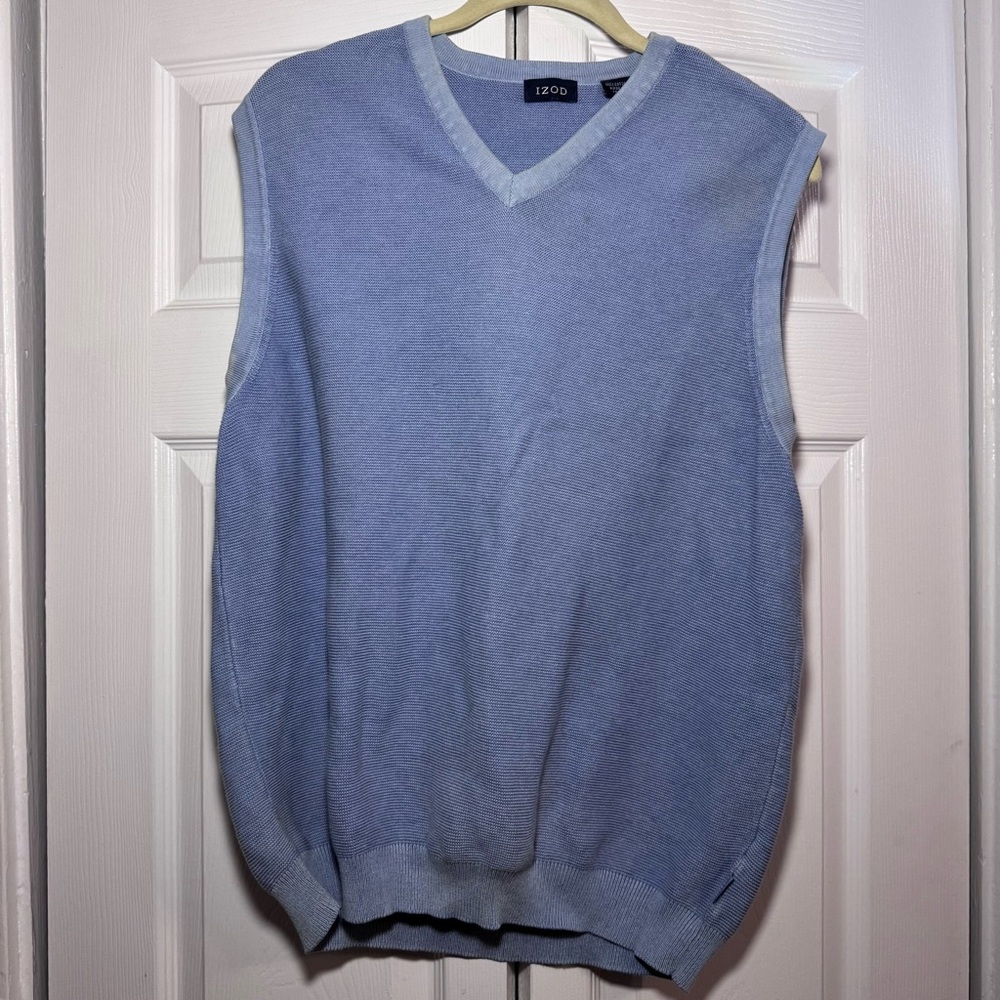 Izod Blue V-Neck Sweater size: L